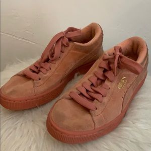 Pink puma suede